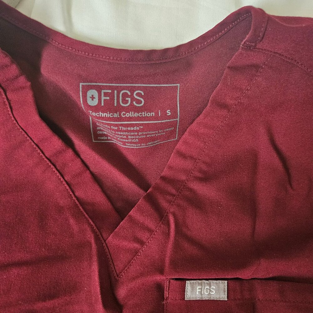 Figs Scrubs maroon